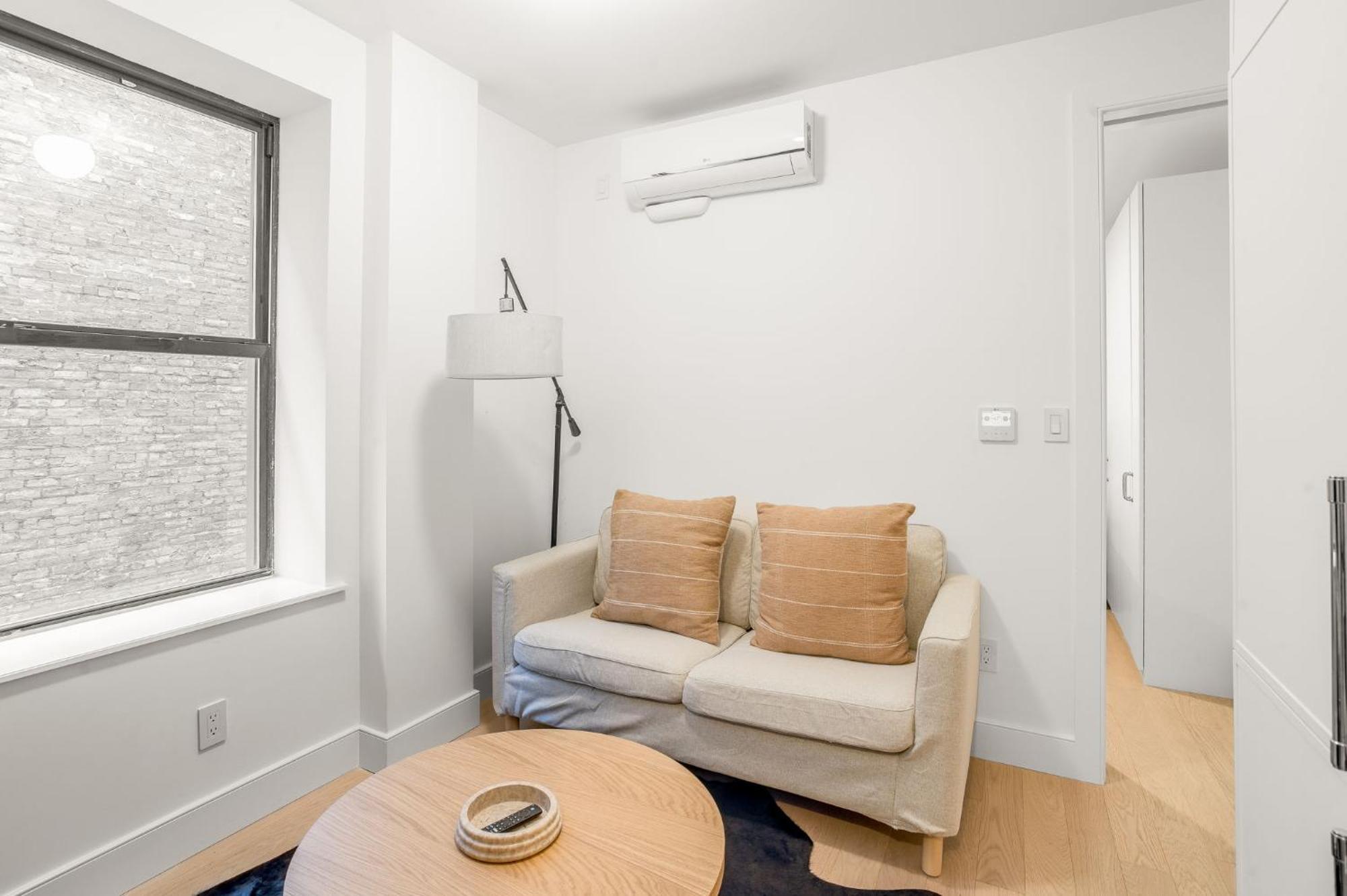 Comfortable 2br 1ba In Greenwich Village Steps From Washington Square Park Appartement *
